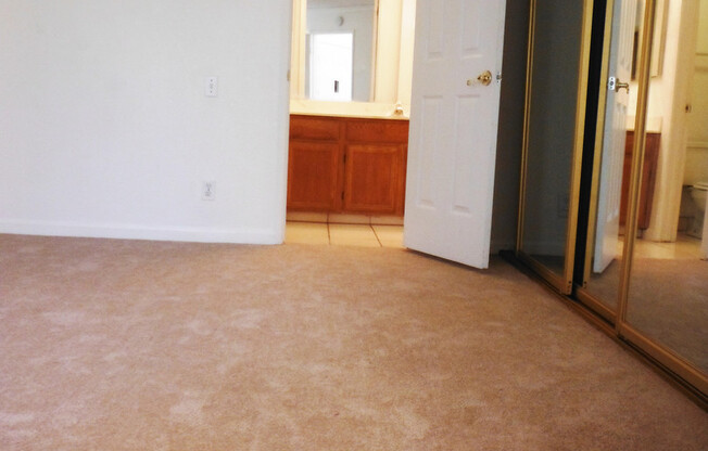 2 beds, 2 baths, $3,250