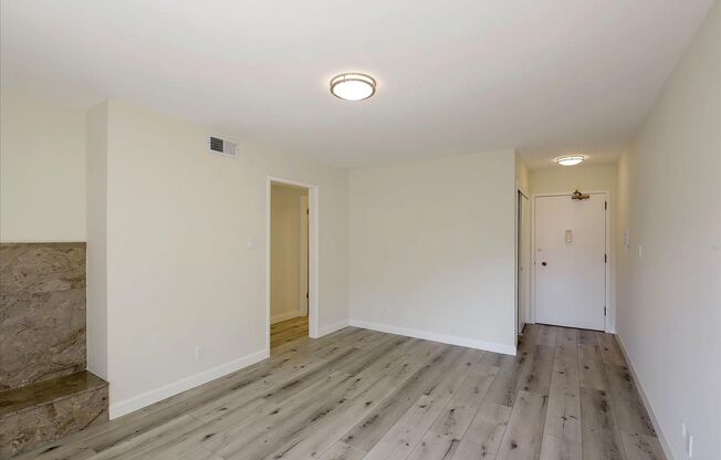 1390 Jackson