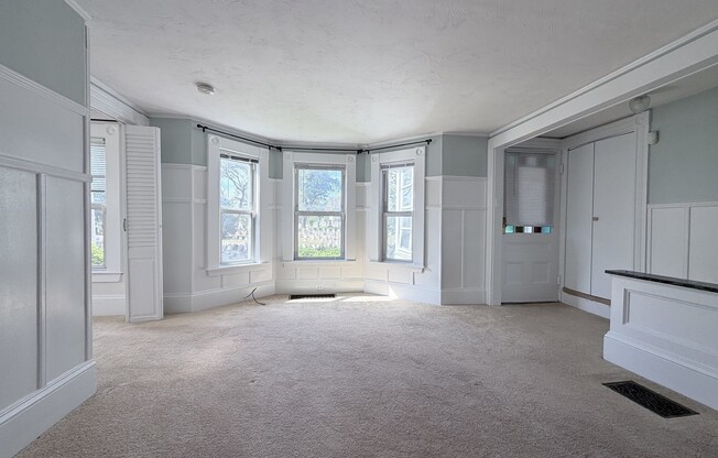 2 beds, 1 bath, 1,100 sqft, $2,200, Unit 231