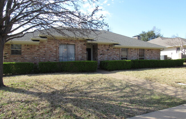 Beautiful Ranch Style home in a terrific location