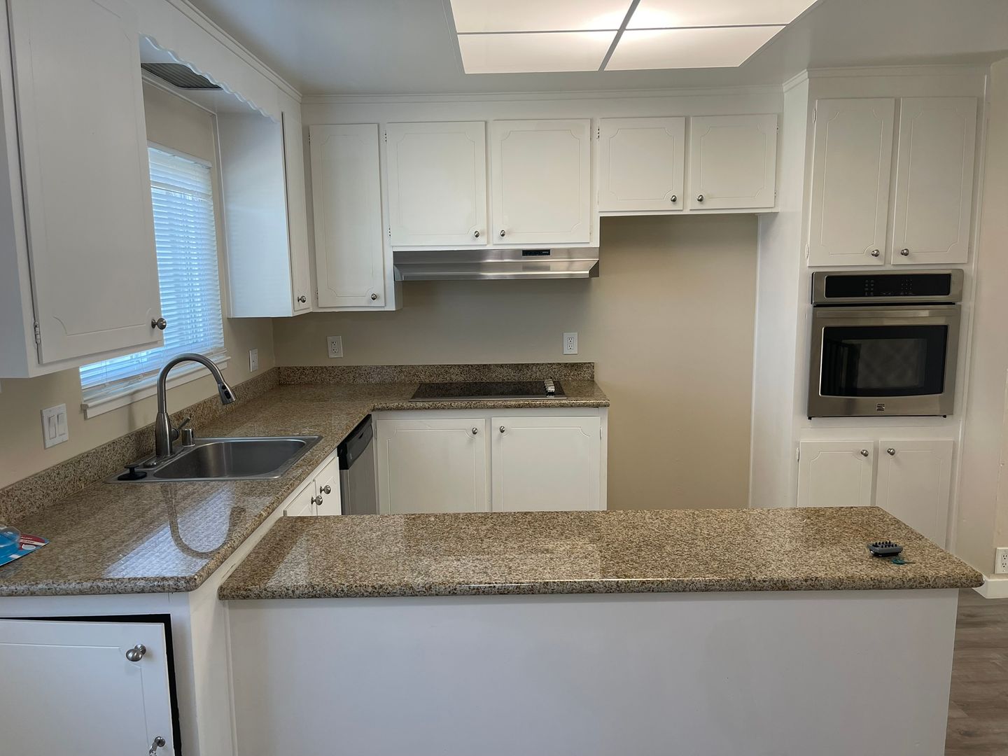 Concord Beautiful 3 bedroom 2 bath home, 1571 sq ft w/2 car garage.
