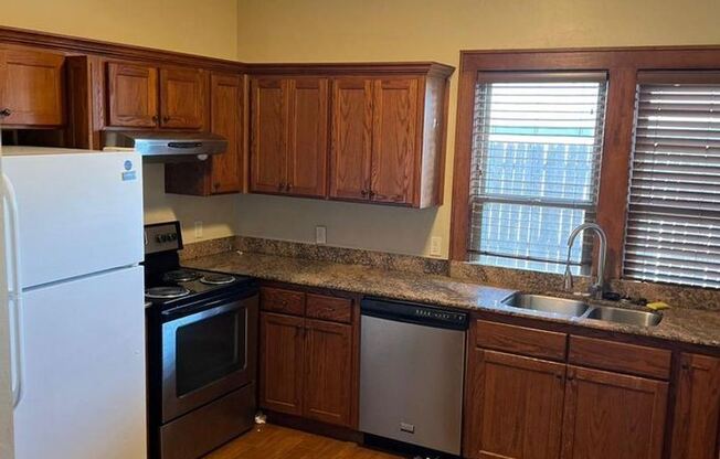 1400 Nw 25th St. NICE APARTMENT CLOSE TO DOWNTOWN OKC