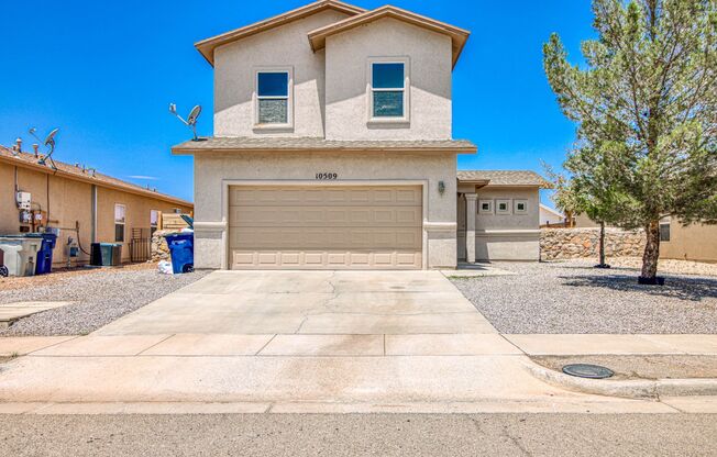 Beautiful house with 3 beds/2.5 baths near by Fortbliss