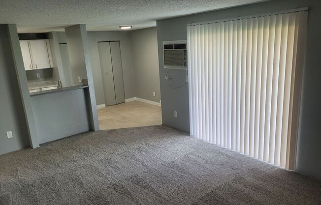 2 beds, 1 bath, 867 sqft, $1,255, Unit 601 K102