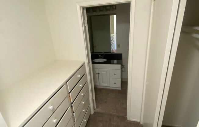 Studio, 1 bath, $1,775, Unit 15