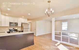 613 OAKWOOD ST