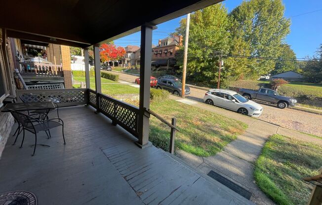 2 beds, 1 bath, $1,095, Unit Apt 3