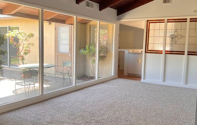 4 bed 2 bath house available now!