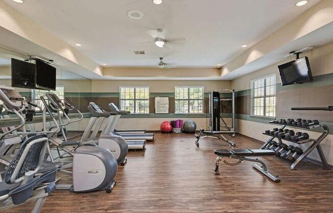 Fitness center at Sandstone Creek Apartments , Overland Park, KS