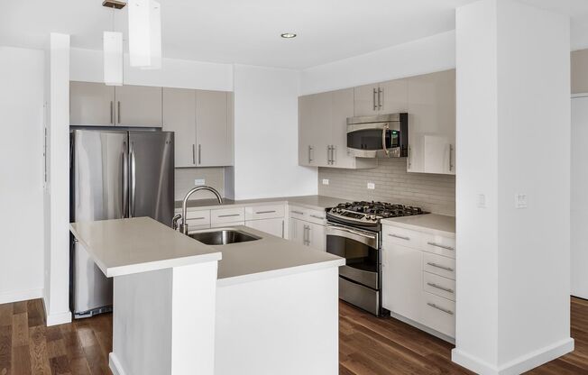 142 N 6 ST