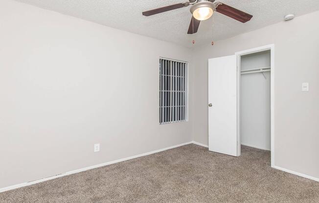 2 beds, 2 baths, 927 sqft, $1,085