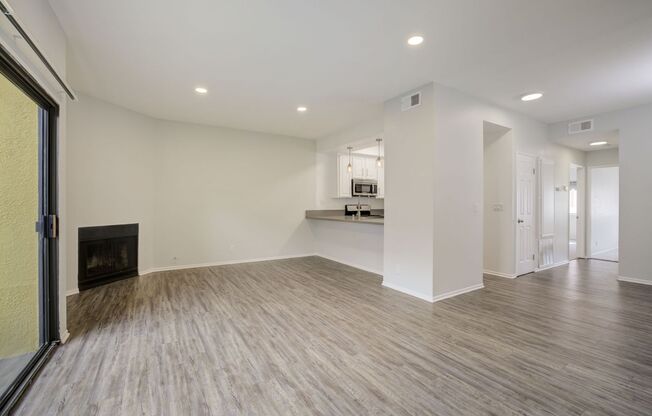 2 beds, 2 baths, 1,000 sqft, $2,698, Unit 150