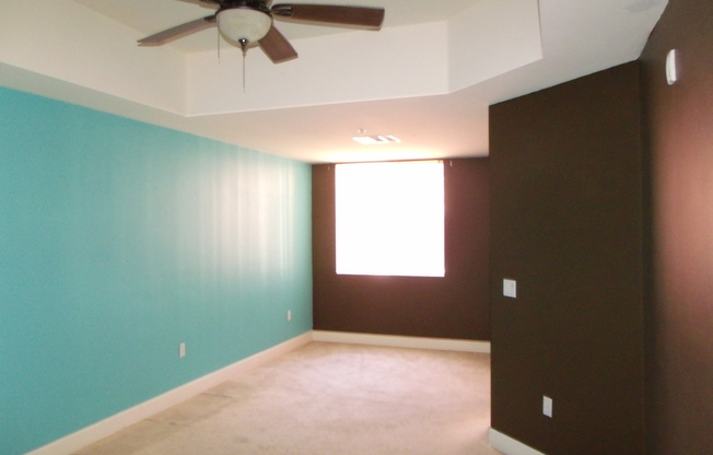 2 beds, 2 baths, $1,595