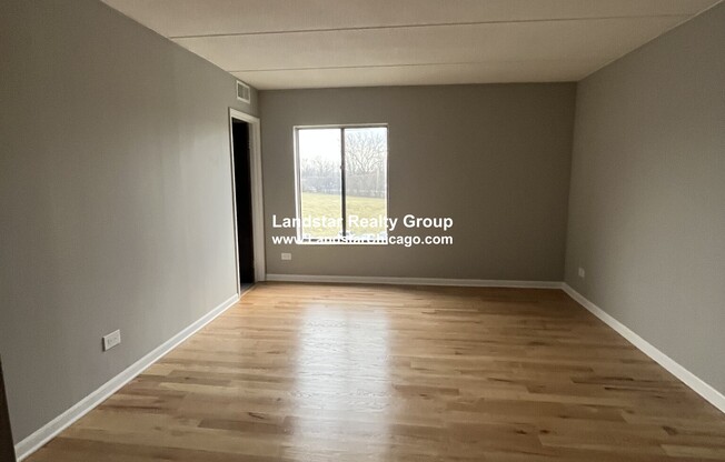 525 Quentin Rd 2