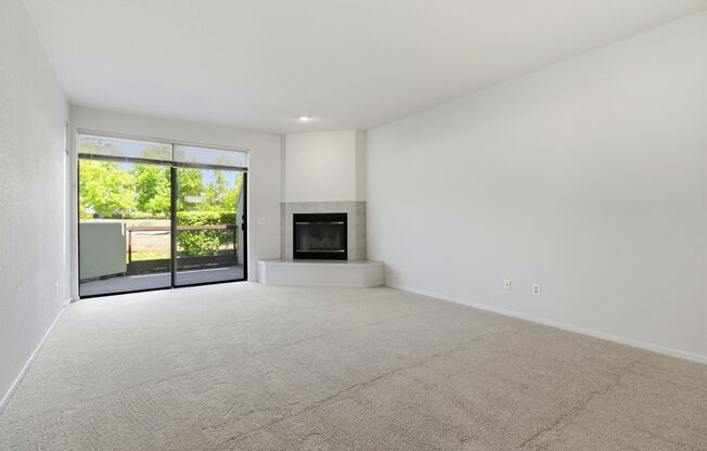 101 SHOREBIRD CIR
