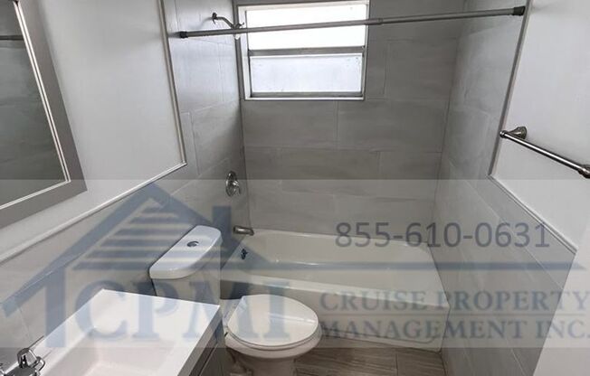 1 bed, 1 bath, 744 sqft, $1,725, Unit 35