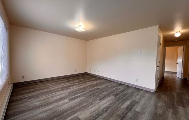 2 beds, 1 bath, $1,495, Unit 518298 - 3204 NE Stapleton Rd #J