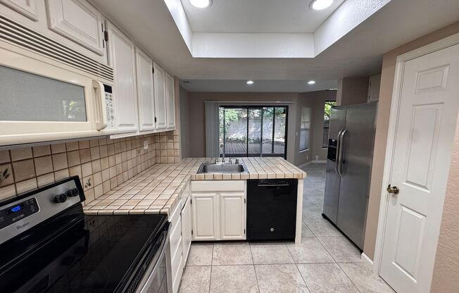 Move In Ready! Fremont 3 beds 2 baths Near Niles Canyon and Mission