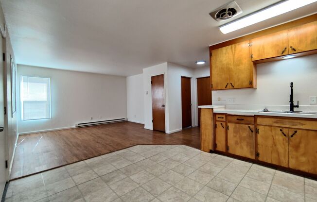 Maverick: 649-701 W Hayden Avenue