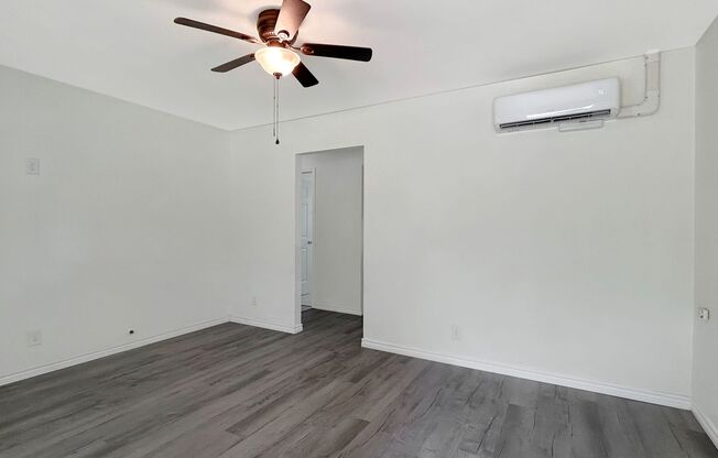 Cozy, Remodeled 2BR with Covered Parking & Yard