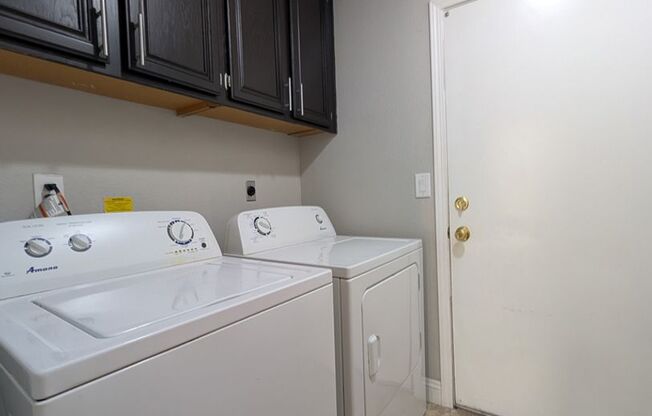 3 beds, 2 baths, $1,900