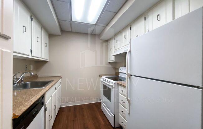 1 bed, 1 bath, 765 sqft, $835, Unit TH 405