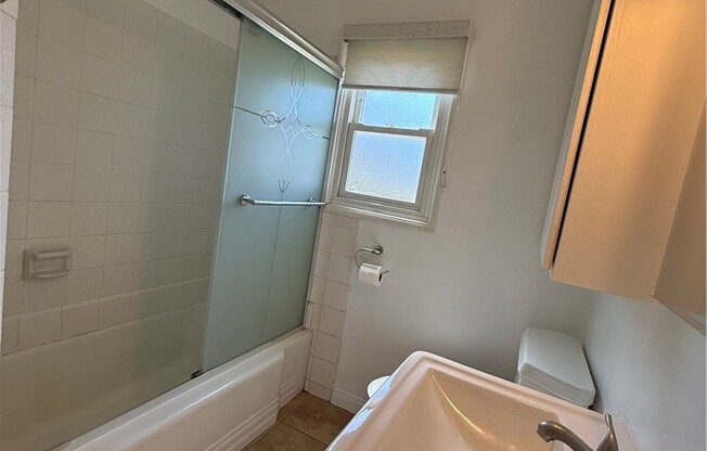 10213 NASSAU AVE