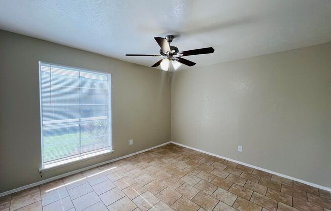 1 bed, 1 bath, 666 sqft, $1,175, Unit 1-129