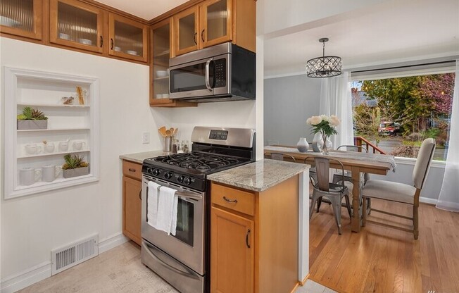 655 NW 51 ST