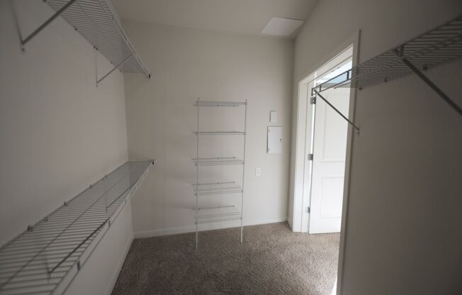 2 beds, 2 baths, 1,320 sqft, $3,495, Unit 517