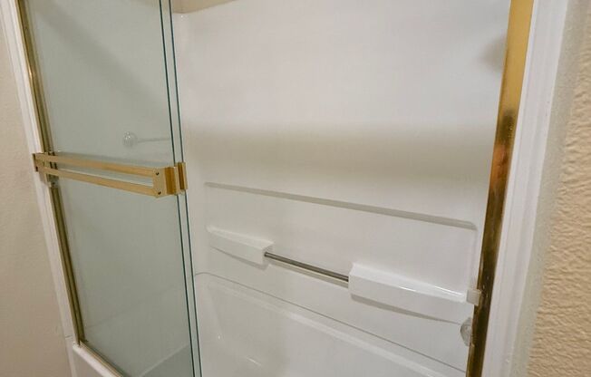 2 beds, 2 baths, 1,097 sqft, $1,980