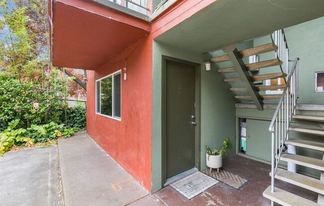 Spacious 1-Bedroom Apartment in South Shattuck, Berkeley