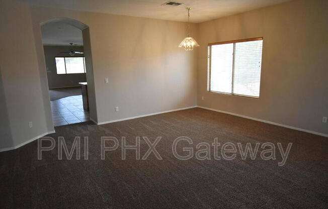 1133 E. Jade Dr.