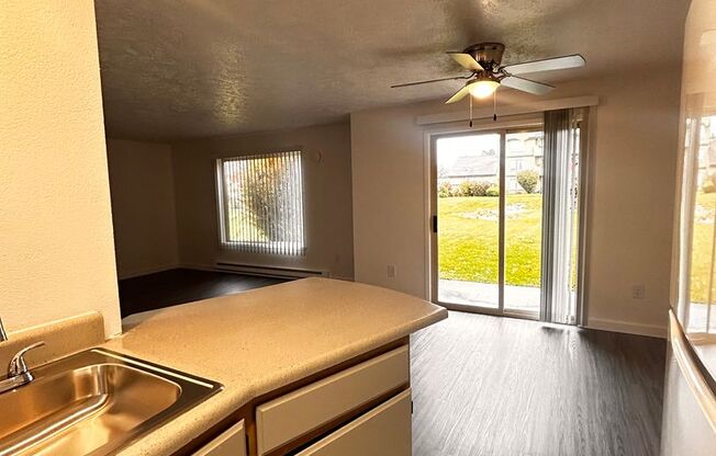 2 beds, 1 bath, 902 sqft, $1,375, Unit W - 053