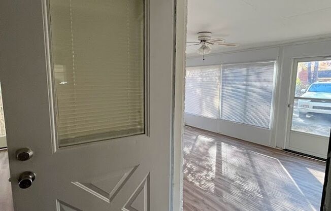 2 beds, 2 baths, $1,250