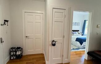 244 UN AVE