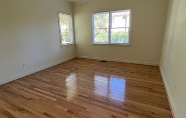 4 beds, 2 baths, $3,000