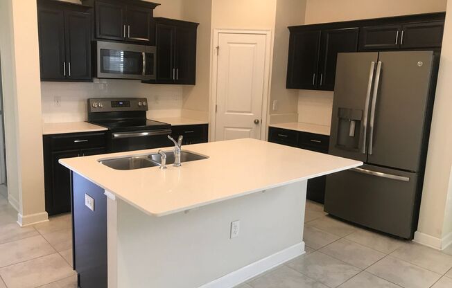 4 Bedroom Home in Storey Grove Manors