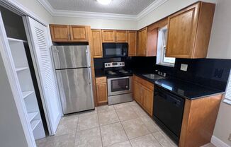 1 bed, 1 bath, 740 sqft, $1,500, Unit 28