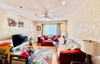 65 WOODLAWN AVE