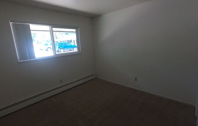 2 beds, 1 bath, 625 sqft, $2,250, Unit 08