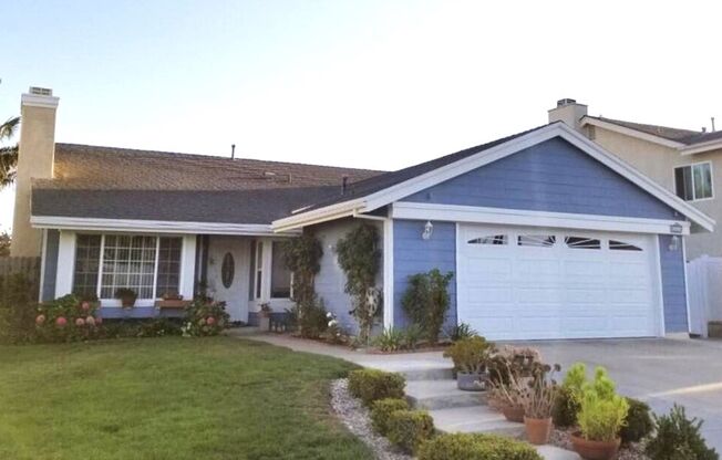 4BED/2BATH Single-Story Home in Camarillo (Mission Oaks)