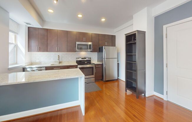 Eckington Spacious One Bedroom W/Roof Top & Washer/Dryer In Unit