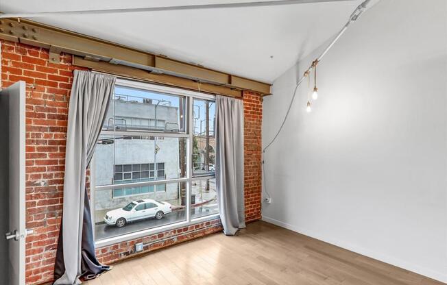 2 beds, 1.5 baths, 1,340 sqft, $4,700, Unit 110