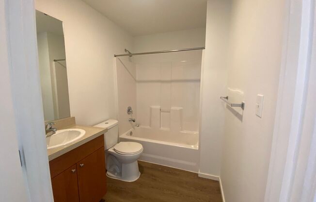 Studio, 1 bath, 175 sqft, $1,515, Unit 5307