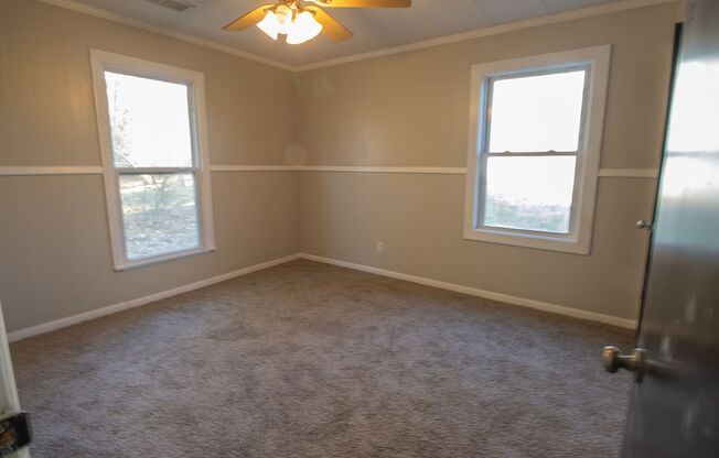 1 bed, 1 bath, 640 sqft, $895, Unit 1107 Eastland