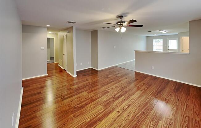 1128 Maplewood Lane