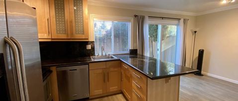 211 Pecan Grove Ct