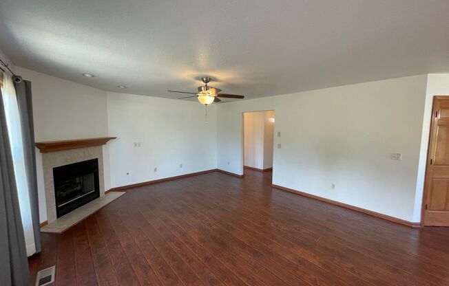 3 beds, 2 baths, $1,695