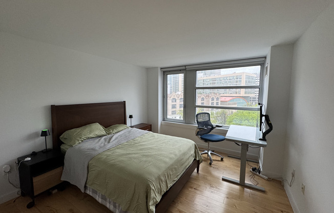 1 bed, 1 bath, $4,100, Unit 8E
